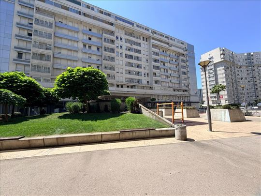 Novi Beograd - Belvil: Lokal 40m2