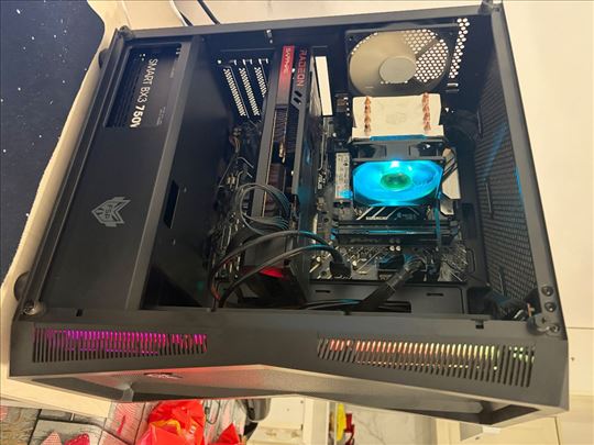 Odlican gaming racunar kompjuter i5 14600k 7800xt