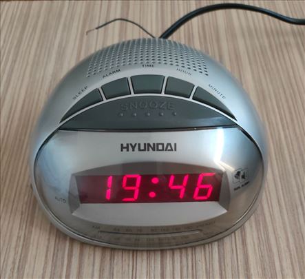 Radio-sat-budilnik Hyndai