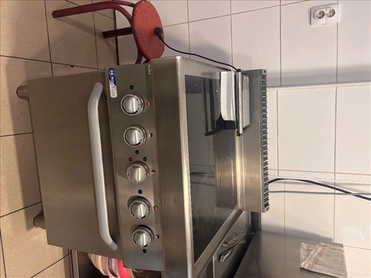 Polovan ugostiteljski sporet sa plocom