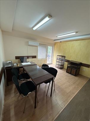Poslovni prostor 48m² – Karaburma - 2 kancelarije