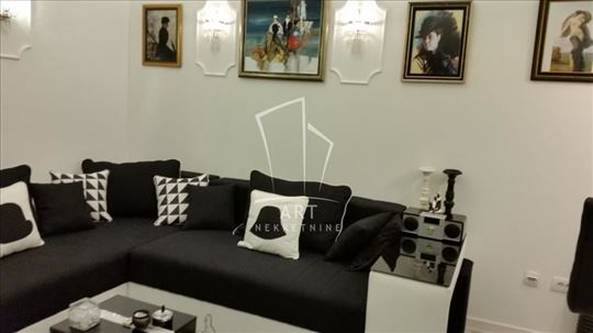 Salonac, odlična lokacija 28m2 ID#16200