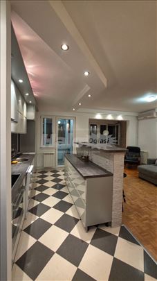 Novi Beograd – blok 71 | 68 m² | 2. sprat