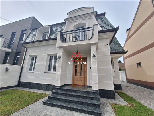 Poslovni prostor - 550m2 - Novo Naselje