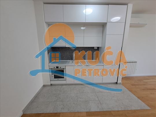 Izdaje se dvoiposoban stan kod Doma Zdravlja, 66m2