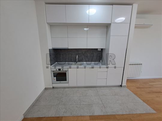 Izdaje se dvoiposoban stan kod Doma Zdravlja, 66m2