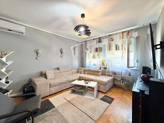 Južni bulevar, renoviran 2.5s ID#16230