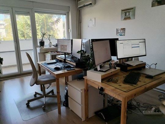 Kneza Miloša, 60m2, dve prostorije, prazan, terasa