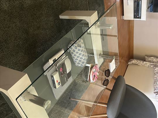 Momax kub-sto SAVRSENO OCUVAN