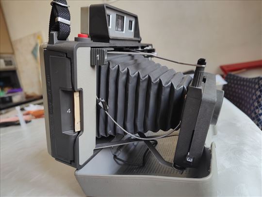 Polaroid Automatic 320 Land Camera (1969-1971)