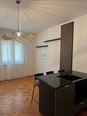 Renoviran, useljiv, terasa