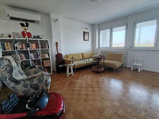 Retko u ponudi – Renoviran 4.0, uknjižen, Blok 38