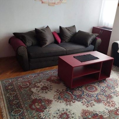 Ustanička, 30m2, namešten stan