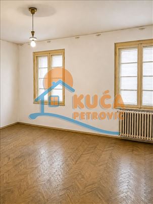3.0, Salonac, Železnička kolonija