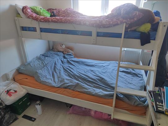 Dečiji krevet na spratu
