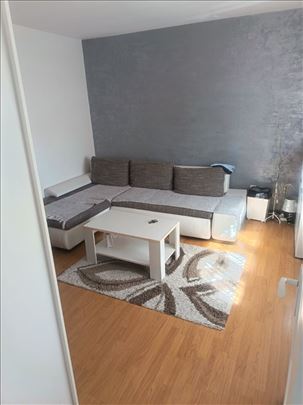 Krnjača, Dolovska, 112+22m2, 5ari, uknj. 350.000