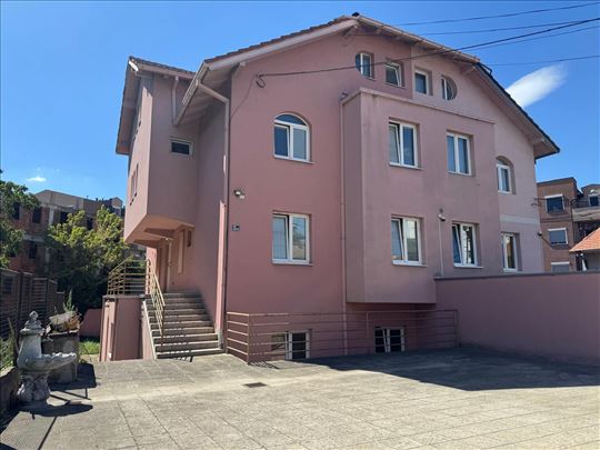 Odlična investicija - vertikala zgrade - 5 stanova