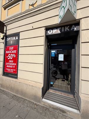 TOP lokal 83m2 Glavna, Zemun preko puta Robne kuće
