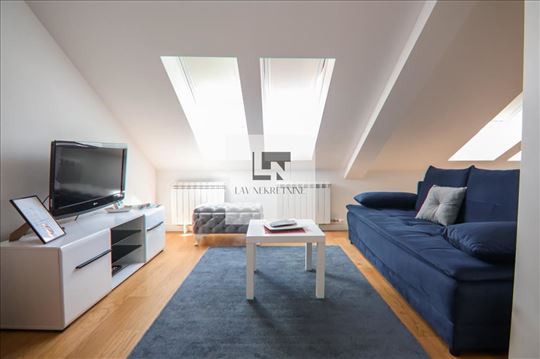 Zemun – Madlenijanum 51 m² GaraŽa + 2 Parking Mest