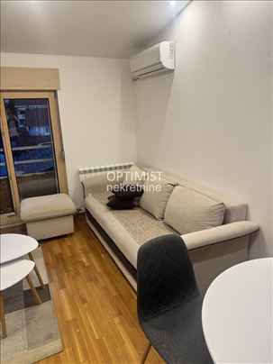 Zvezdara | Voje Veljkovića | 34m²+8m² galerija | 1