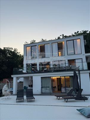 Kuća, podnožje Avale