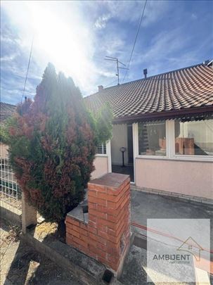 Kuća u Zemunu, 100m2