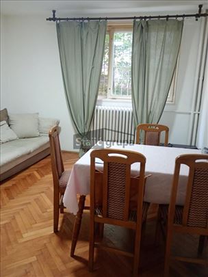 Odličan stan, uknjižen, top lokacija