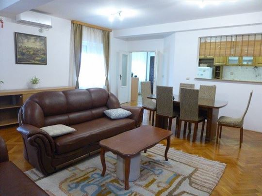 Bulevar kneza Aleksandra, 82m2, trosoban, terasa