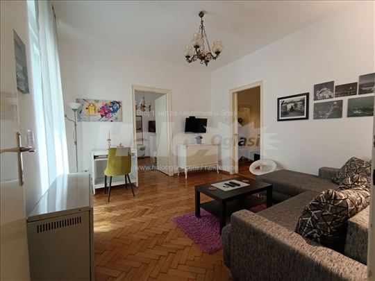 Funkcionalan stan u Knez Mihajlovoj 60m2