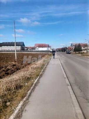 Prodajem plac u Busijama, 8 ara