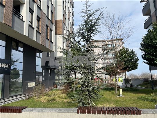 Vrhunski penthouse na Trosarini