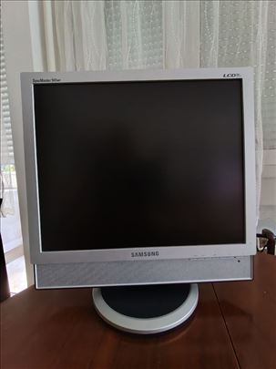 Samsung monitor sa tv-om i LG monitor