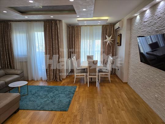 Stepa Stepanović – odličan trosoban, 85 m²