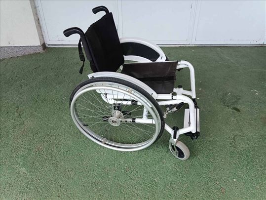Aktivna invalidska kolica razbih širina