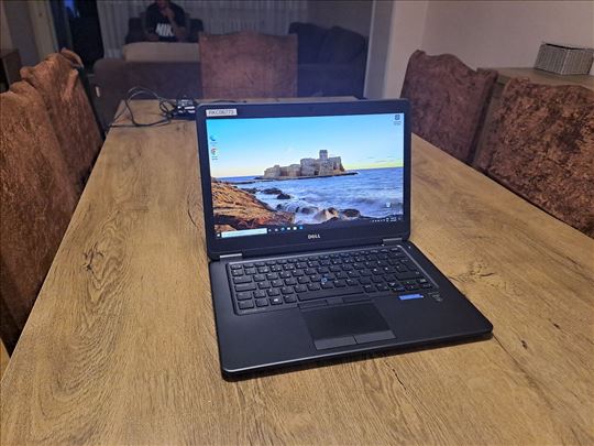 Dell Latitude E7450 / i5 / 8GB RAM