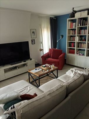 Dva stana(ili duplex) 52m2 i 44m2, Zemun, Šilerova