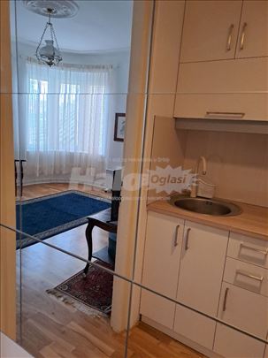 Stan 22m2 u Skadarskoj ulici (ENG)
