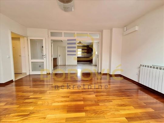 Luksuzan porodični stan na Dorćolu, 147m2