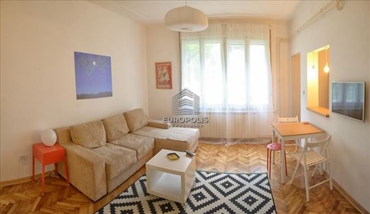 Dorćol, Cara Uroša, salonac ID#10292