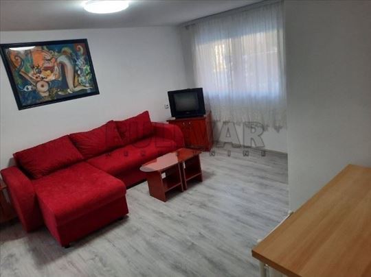 Izdaje se jednoiposoban stan u Durlanu, 47m2.