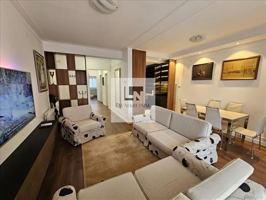 Izdavanje Lux Stana – VraČar (crveni Krst) 80m2
