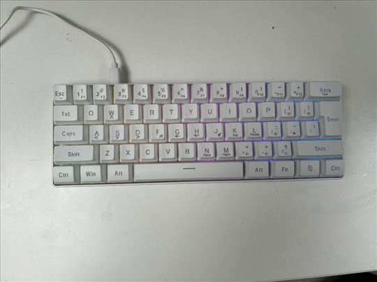 Mis,tastatura i podloga