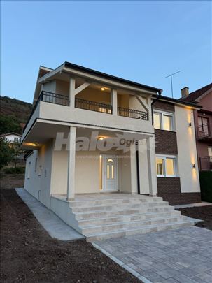Nova Luksuzna Kuća u Vršcu Na Prodaju