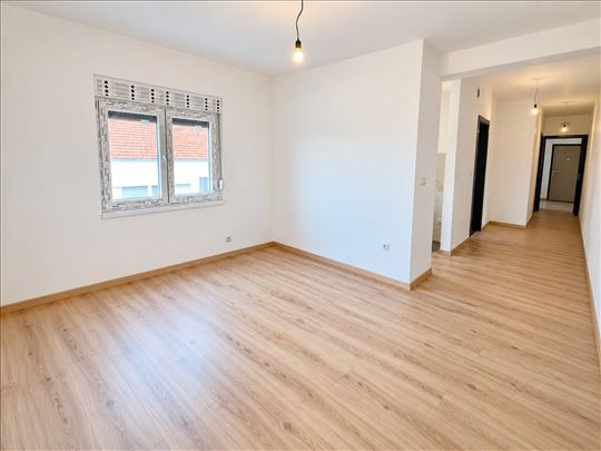 Novogradnja na odlicnoj lokaciji