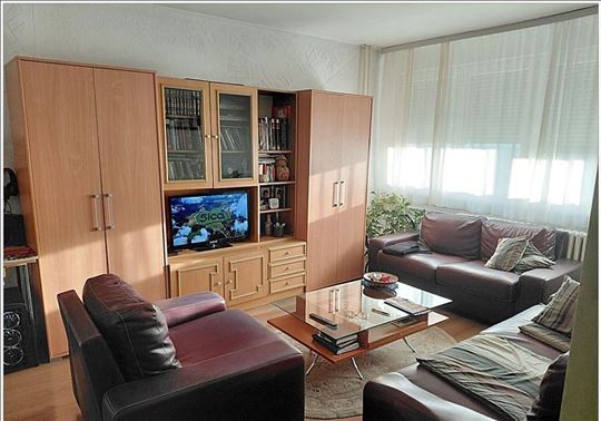 Prodaja stana Vidikovac 87m2-Hitno