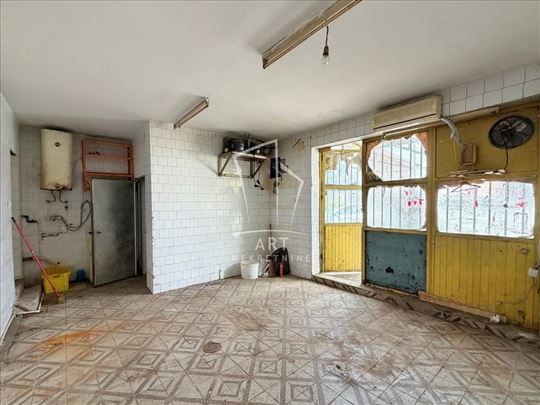 Višnjica, mereno 31m2 + dvorište 36m2 ID#16304