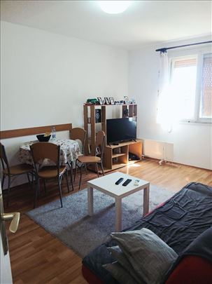Voždovac, 1.5 stan, uknjižen, terasa