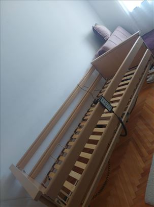 Bolnicki krevet za kucnu negu