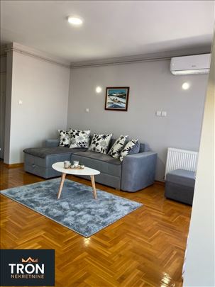 Jednosoban stan u blizini Snežnika, 49m2