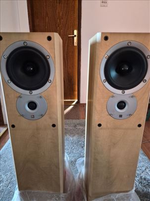 Kef CRESTA 30 retkost u ponudi